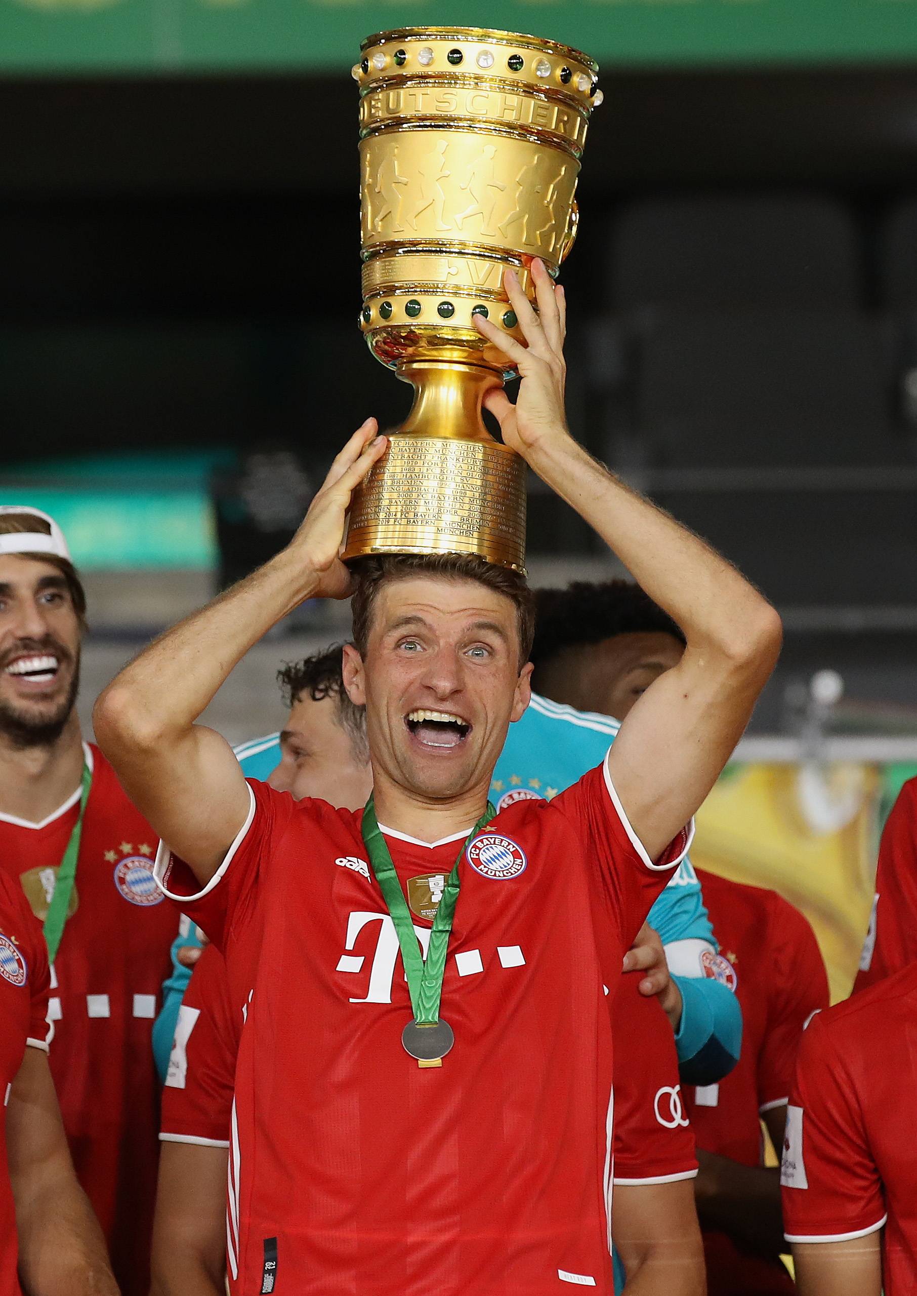 爱游戏新游榜单包含加时末段德国杯传出新动向，浙江队防线松动，管理层表态——震撼外界，球队文化再被提及的词条