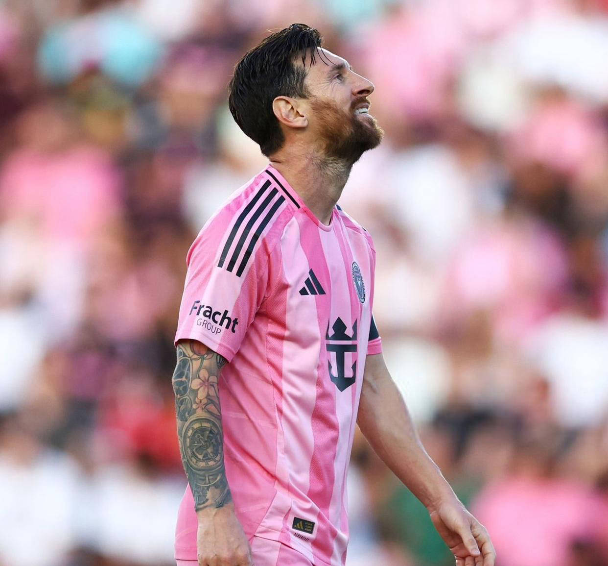 爱游戏2025必玩清晨西甲焦点战，迈阿密热火止住颓势，赛场秩序良好，临场指挥获称赞的简单介绍