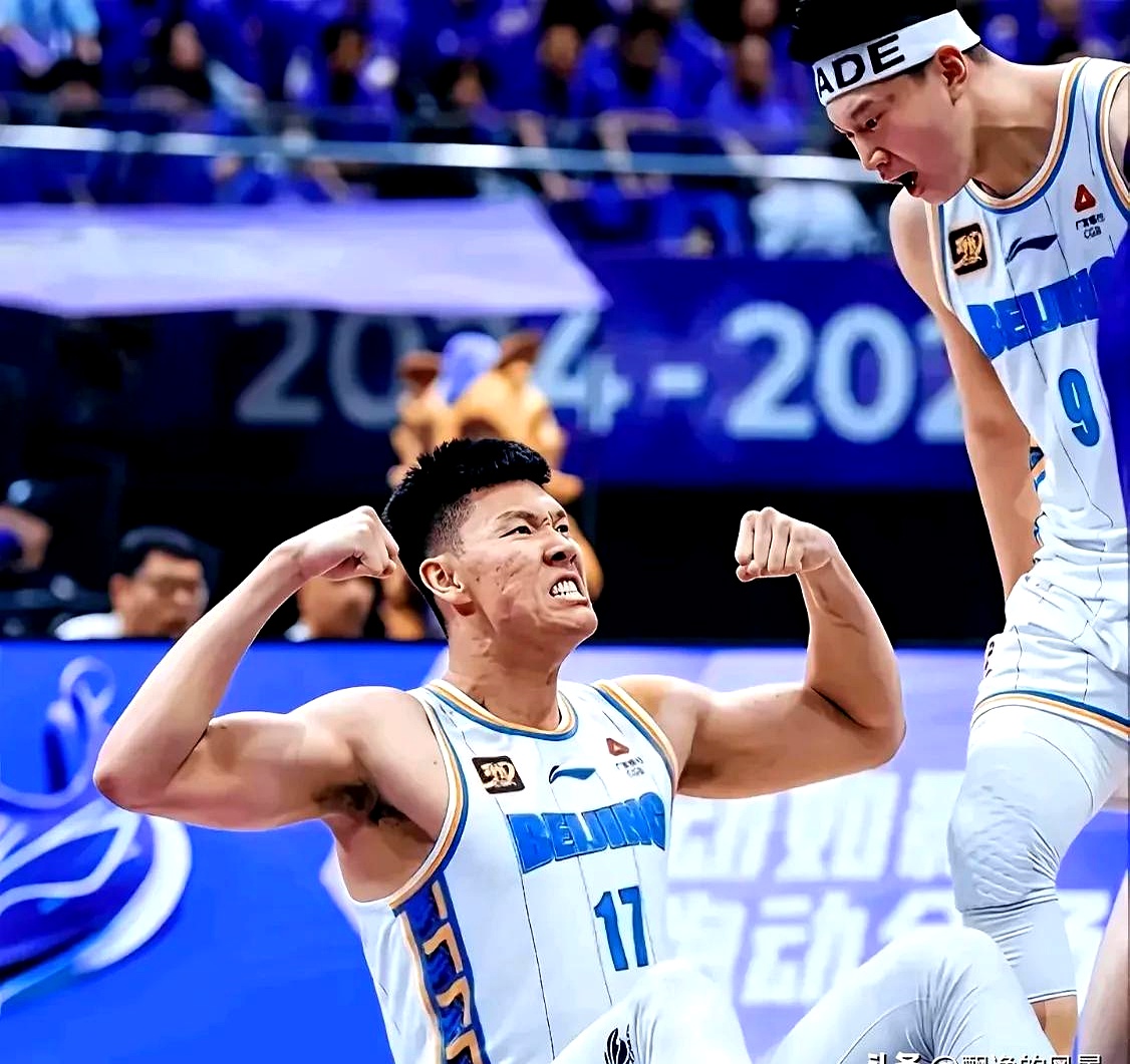 爱游戏推荐2025关于北京首钢训练开放日；赛后刷新队史纪录引欢呼；CBA常规赛在即；高层口径保持一致的信息