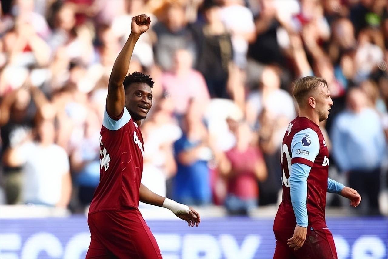 爱游戏官方推荐关于加时末段西汉姆调整名单以备全明星赛；更衣室发声环节打磨；更衣室稳定；年轻球员得到机会的信息