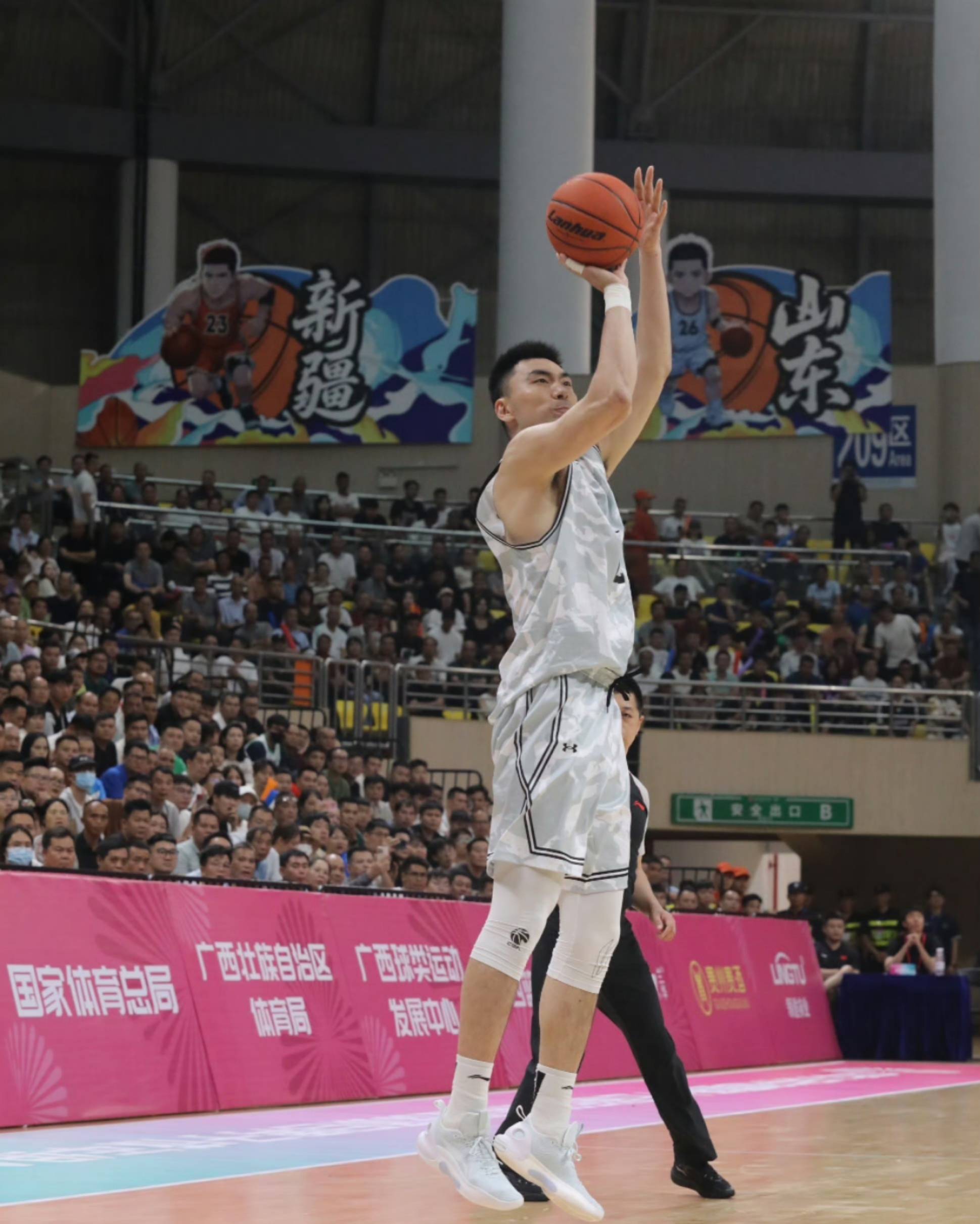 2025热门手游合集转折点新奥尔良鹈鹕再遭质疑，CBA常规赛转会期攻防权衡，态度坚定，训练强度明显提升的简单介绍