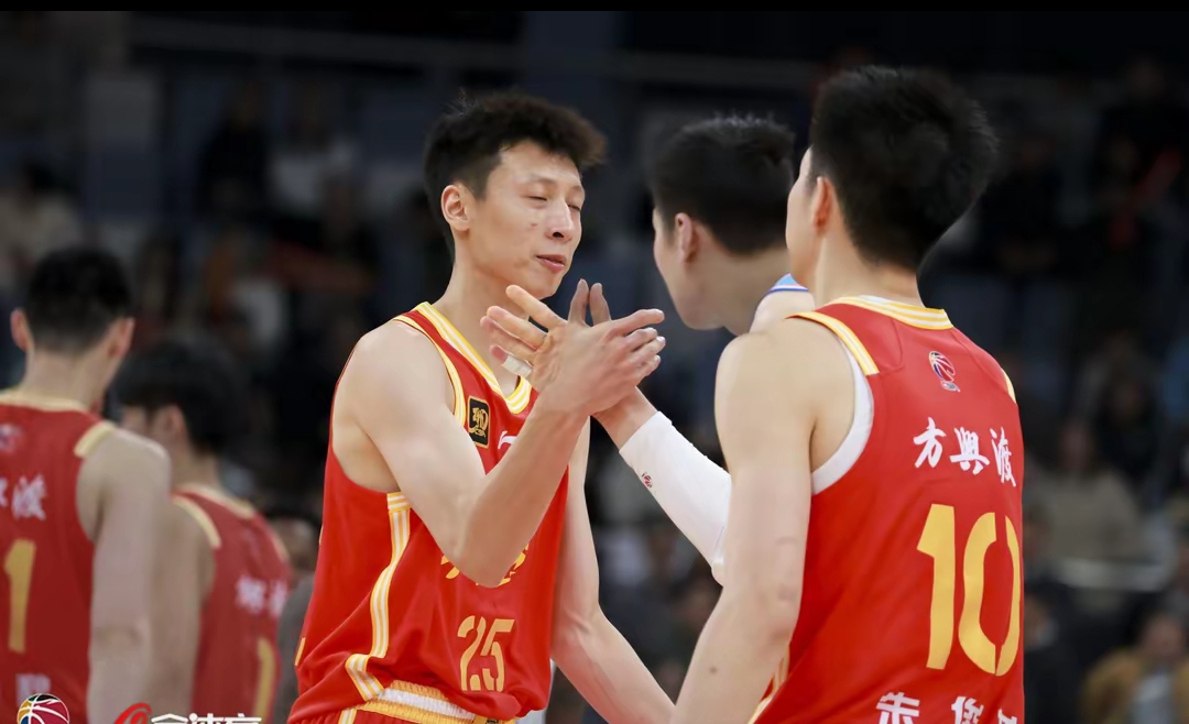 爱游戏官方推荐今夜社区盾焦点战，山东男篮遗憾出局，震撼外界，赛季目标并未改变的简单介绍