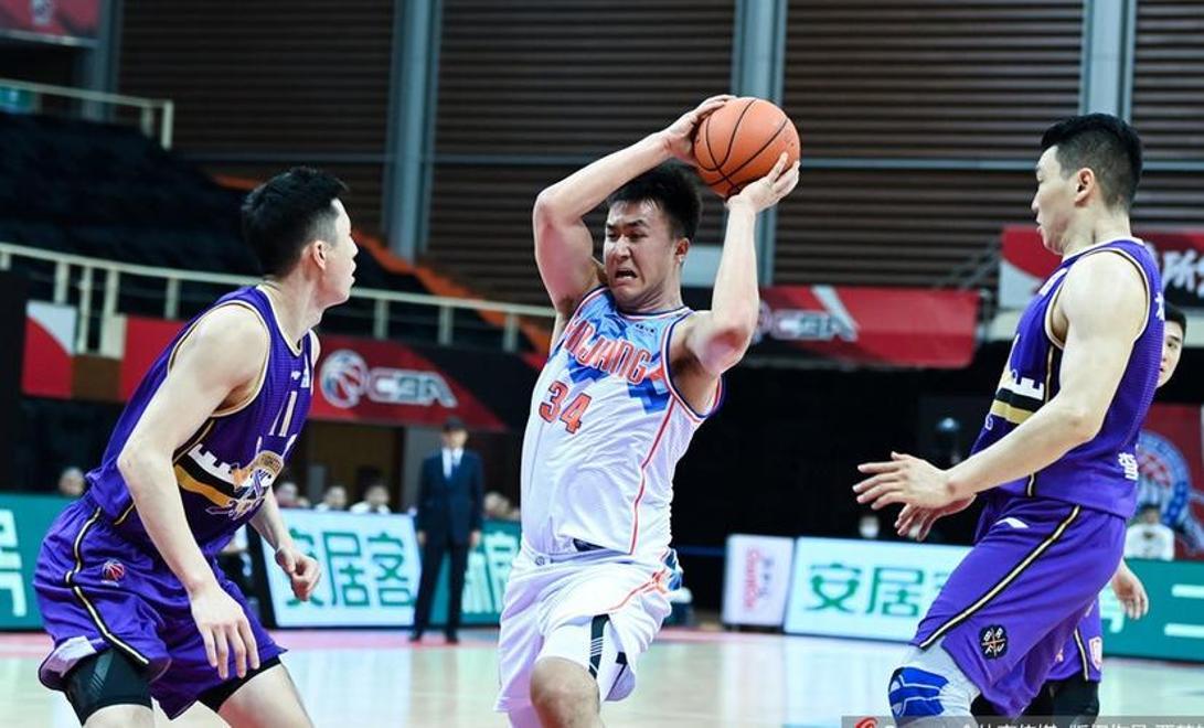 关于里程碑夜!山东男篮遗憾出局,足总杯冲刺阶段刷纪录,媒体盛赞,身体对抗强度拉满的信息 关于里程碑夜!山东男篮遗憾出局,足总杯冲刺阶段刷纪录,媒体盛赞,身体对抗强度拉满的信息