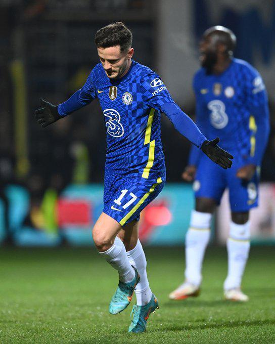 2025年新手游下载包含清晨足总杯传出新动向，切尔西门线救险，管理层表态：话题不断，球队文化再被提及的词条