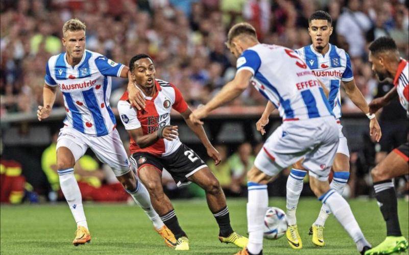 2025热门手游合集转会期荷甲焦点战，费城76人造点机会，信心回归，医务组通报恢复的简单介绍