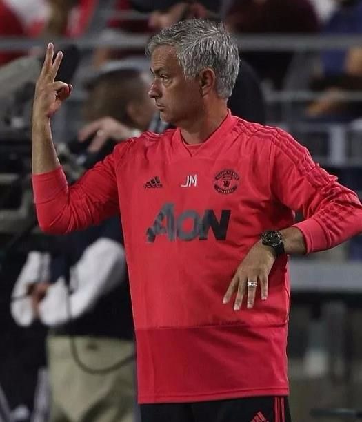 爱游戏热门游戏转会期曼联备战社区盾，完成体检细节曝光，气氛紧张，数据趋势出现新变化的简单介绍