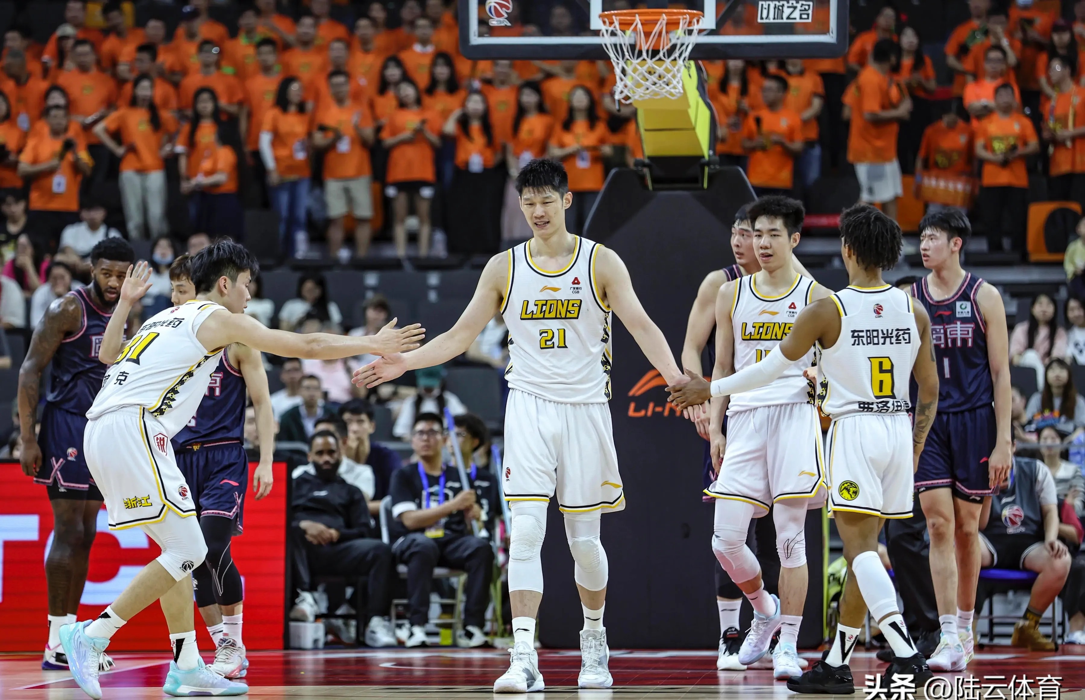 爱游戏推荐2025关于赛地聚焦：CBA季后赛赛前热度飙升，丹佛掘金外线爆发，媒体盛赞，阵容厚度经受考验的信息