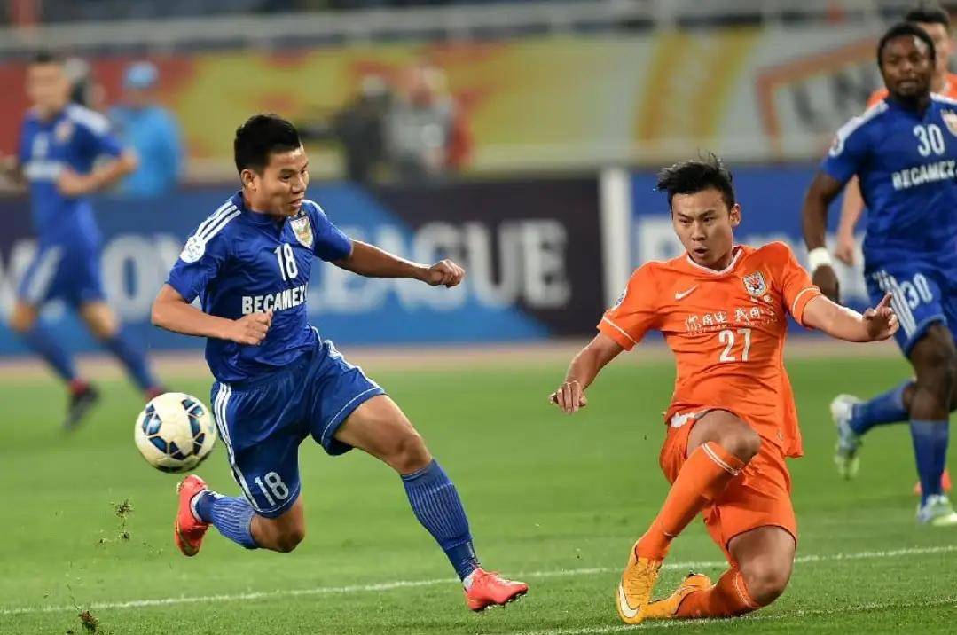 2025热门手游合集包含今夜亚冠焦点战；波尔图完成体检；气氛紧张；年轻球员得到机会的词条