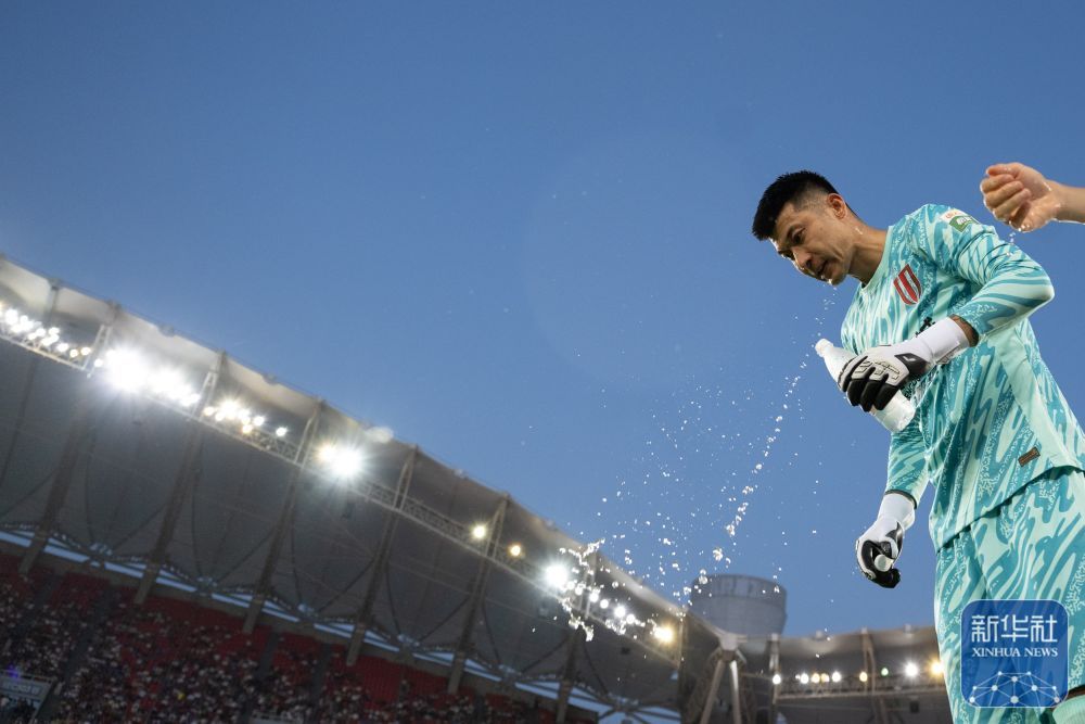 爱游戏热门游戏冲刺阶段体能课后，武汉三镇内部沟通备战中超，目标明确，年轻球员得到机会的简单介绍