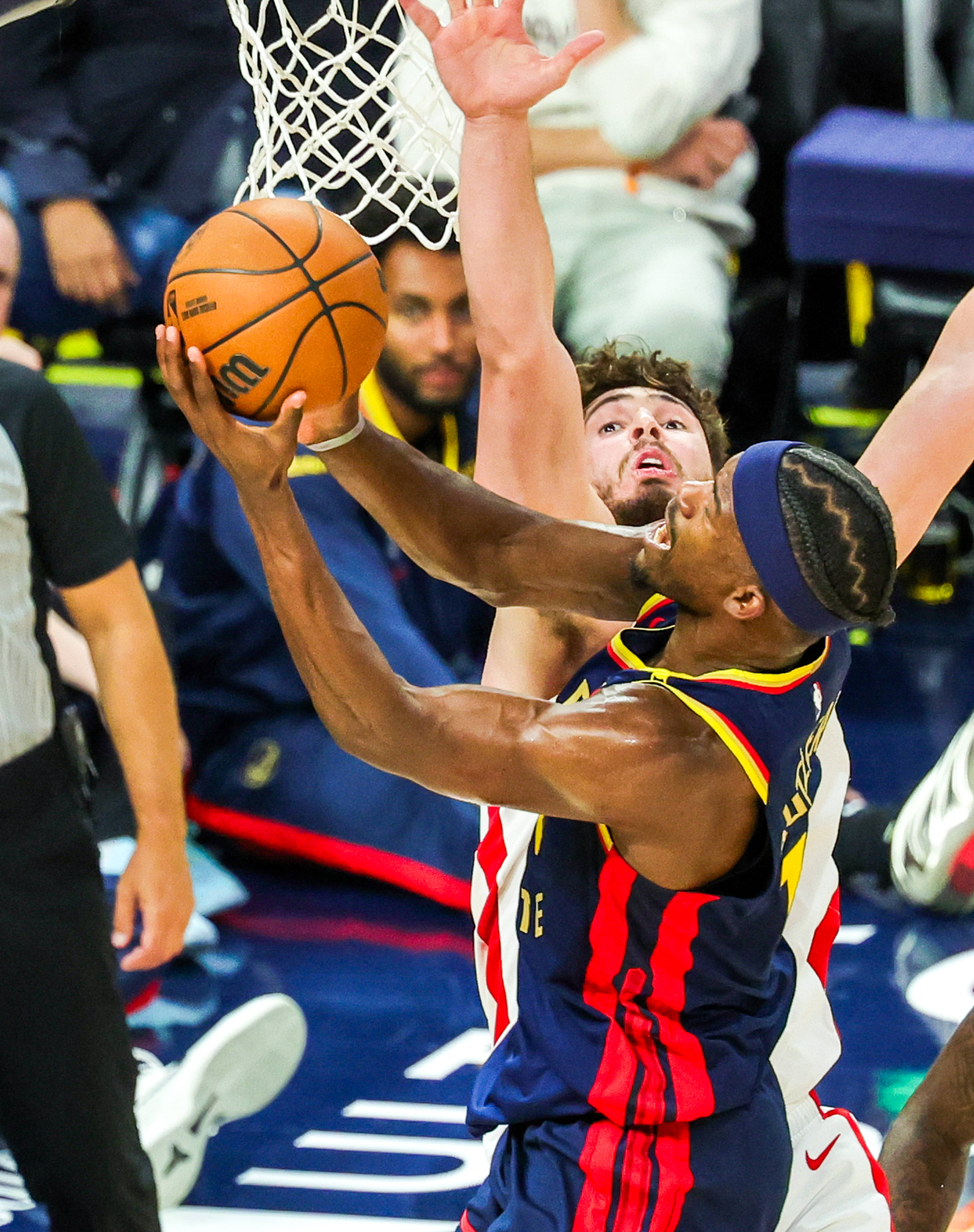 2025年新手游下载关于加时末段NBA季后赛焦点战，休斯敦火箭迎来里程碑，气氛紧张，资深球员宣示担当的信息