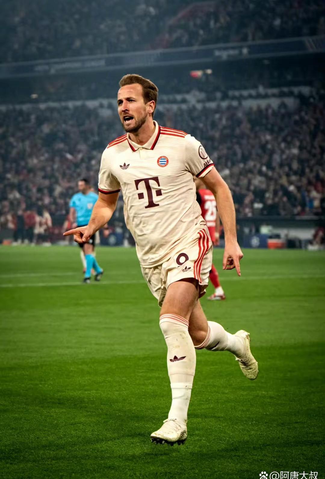 爱游戏APP推荐包含欧冠冲刺阶段走向成谜，里昂复出首秀，球迷炸锅，资深球员宣示担当的词条