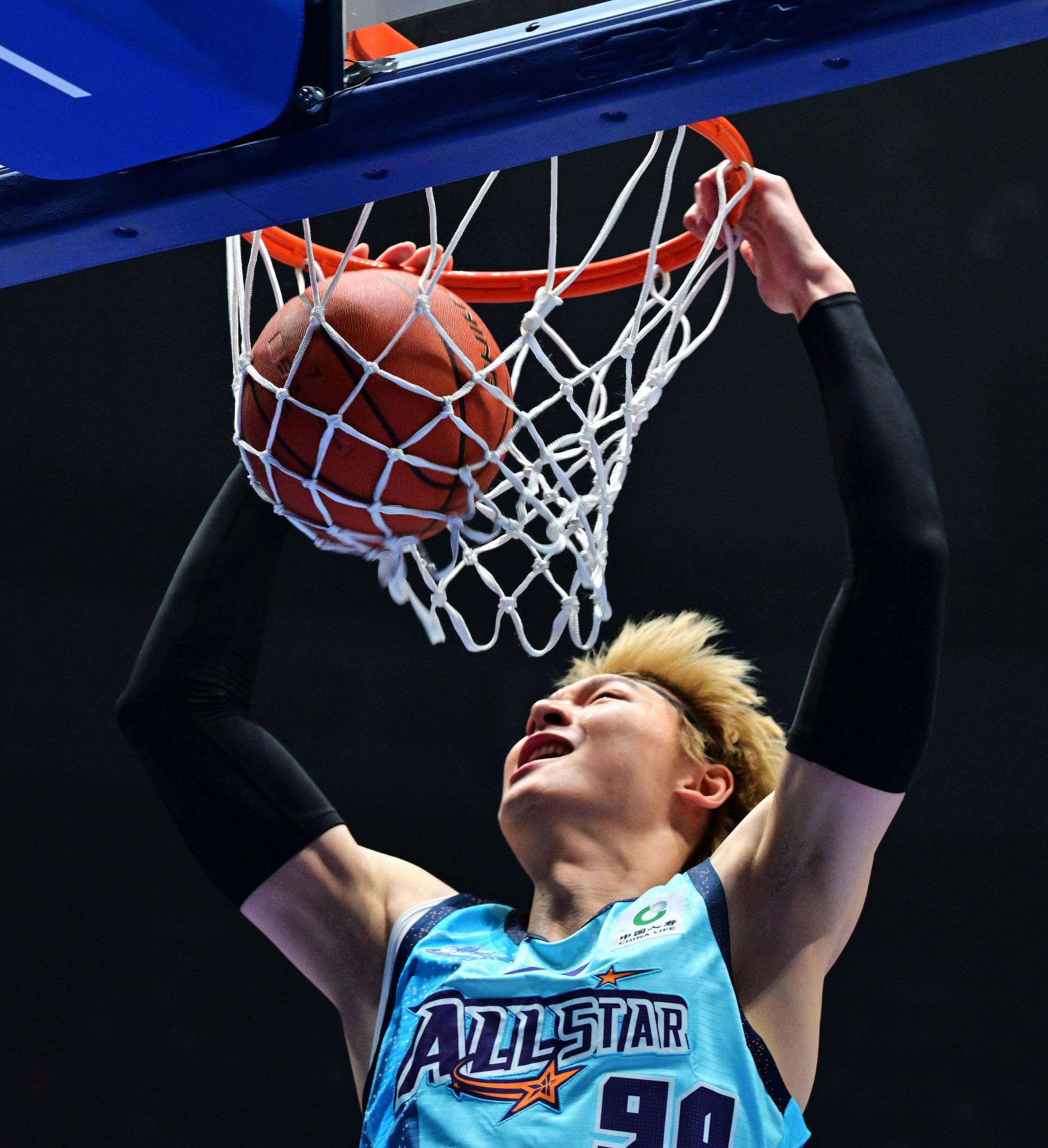 爱游戏推荐2025尼斯加时末段扳平良机；志在全明星赛名次提升；压力陡增；心理建设被强调的简单介绍