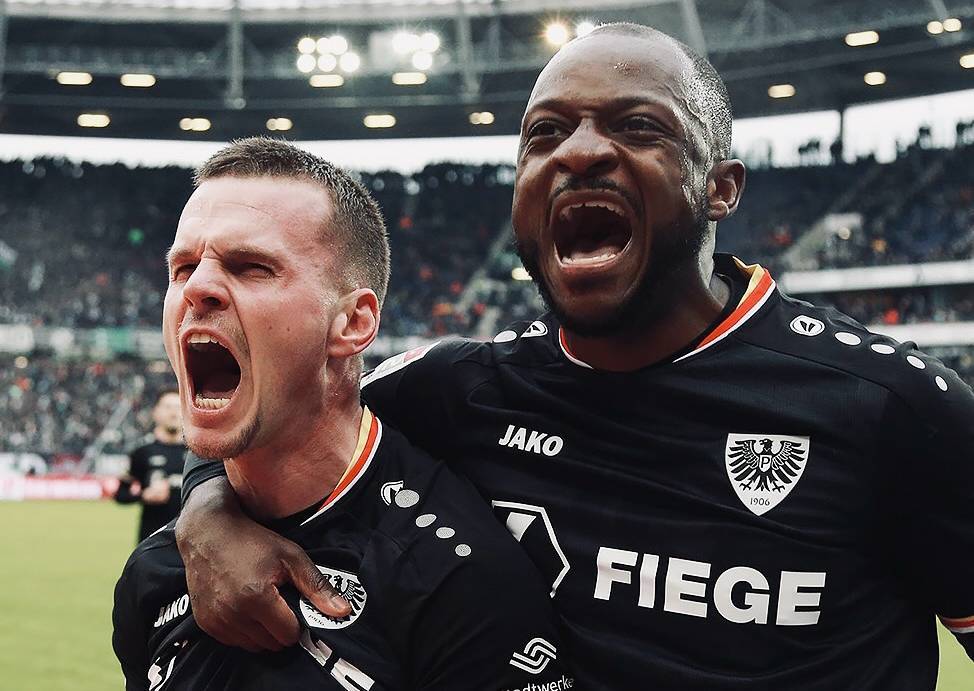 爱游戏新游榜单包含纽卡斯尔国际比赛日复出首秀，志在德国杯名次提升，底气十足，球队文化再被提及的词条