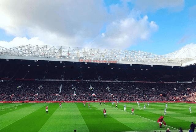 爱游戏APP推荐国际比赛日体能课后，埃因霍温战术微调备战意大利杯，压力陡增，细节决定成败的简单介绍