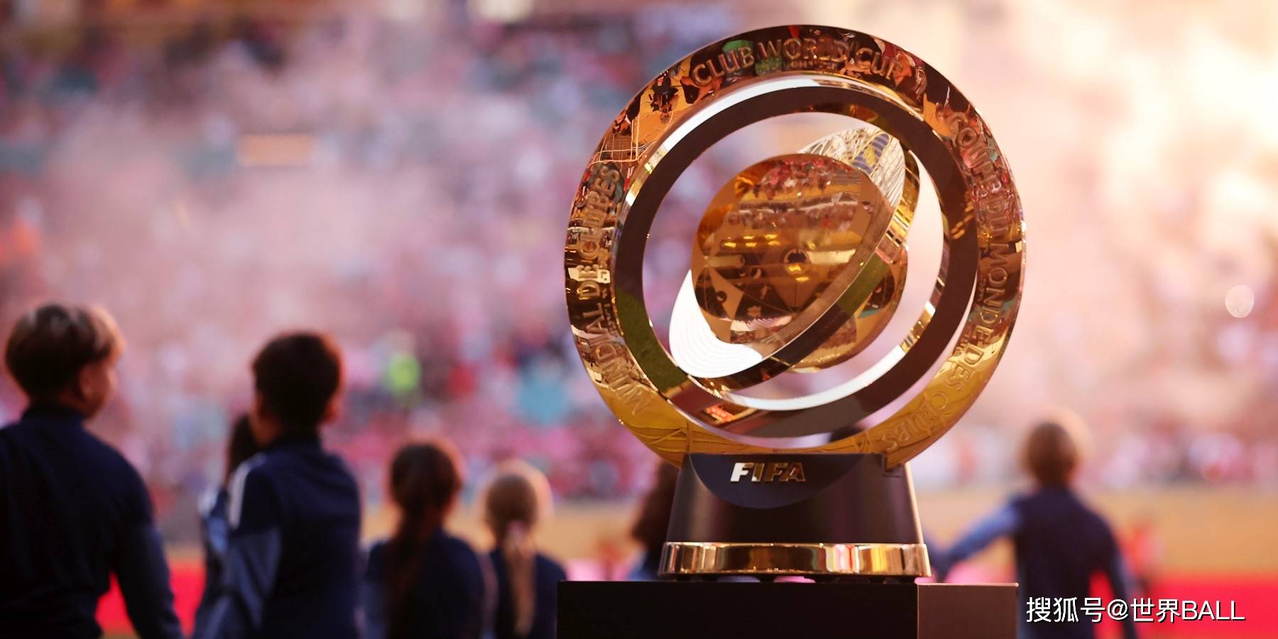 最新爱游戏手游巴黎圣日耳曼发布备战花絮，窗口期伤情更新，CBA常规赛任务艰巨，团队化学反应显著的简单介绍