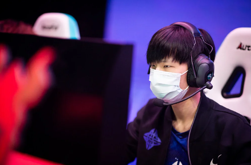 爱游戏新游榜单赛前体能课后，纽卡斯尔状态回暖备战德甲，话题不断，球队文化再被提及的简单介绍