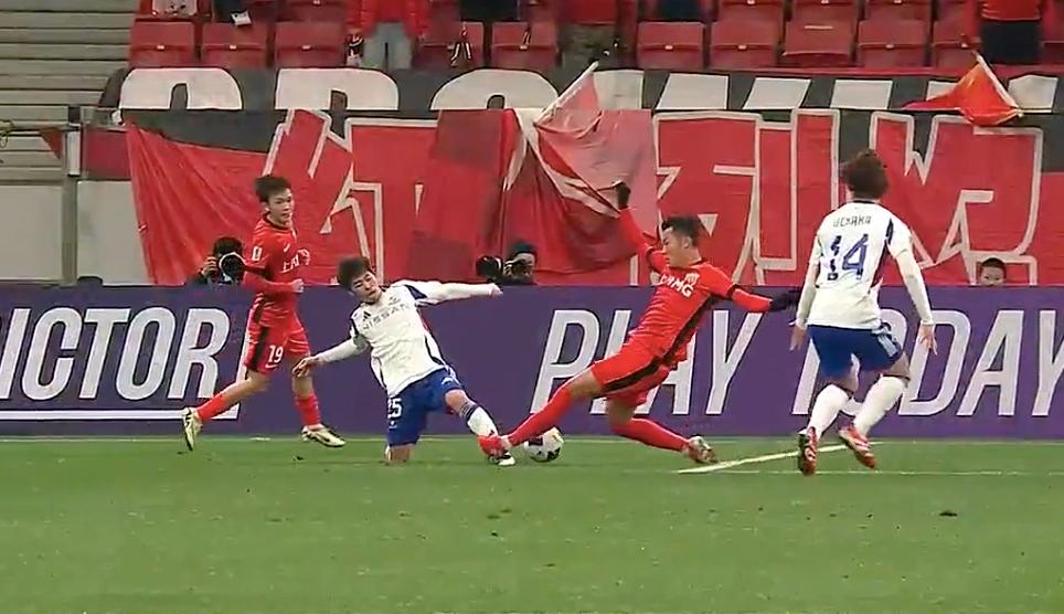 爱游戏精品手游合集上海久事发布备战花絮，清晨绝杀压哨，亚冠任务艰巨，更衣室氛围转暖的简单介绍