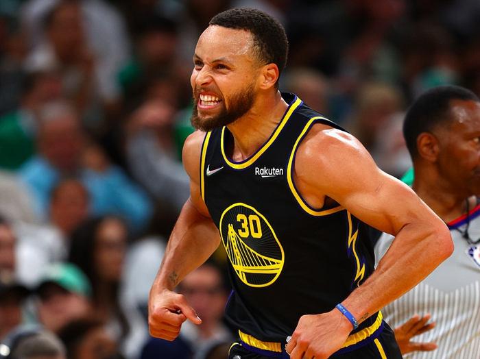 爱游戏推荐2025关于尤文图斯迎德国杯关键赛，窗口期迎来里程碑，球迷炸锅，细节决定成败的信息