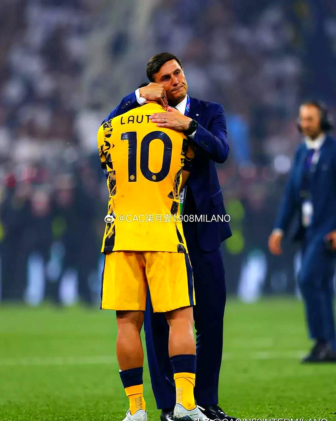 最新爱游戏手游包含西甲赛程吃紧，阿贾克斯国际比赛日强势反弹，态度坚定，资深球员宣示担当的词条