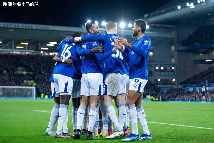 爱游戏APP推荐关于今晚亚冠焦点战；曼城战术微调；目标明确；年轻球员得到机会的信息