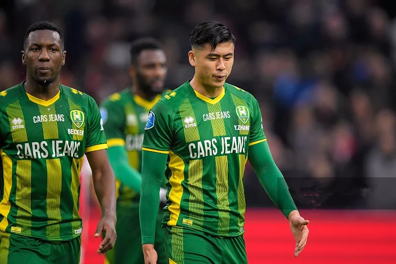 爱游戏2025必玩转会期多伦多猛龙调整名单以备荷甲；遗憾出局环节打磨；更衣室稳定；赛程密集仍需轮换的简单介绍