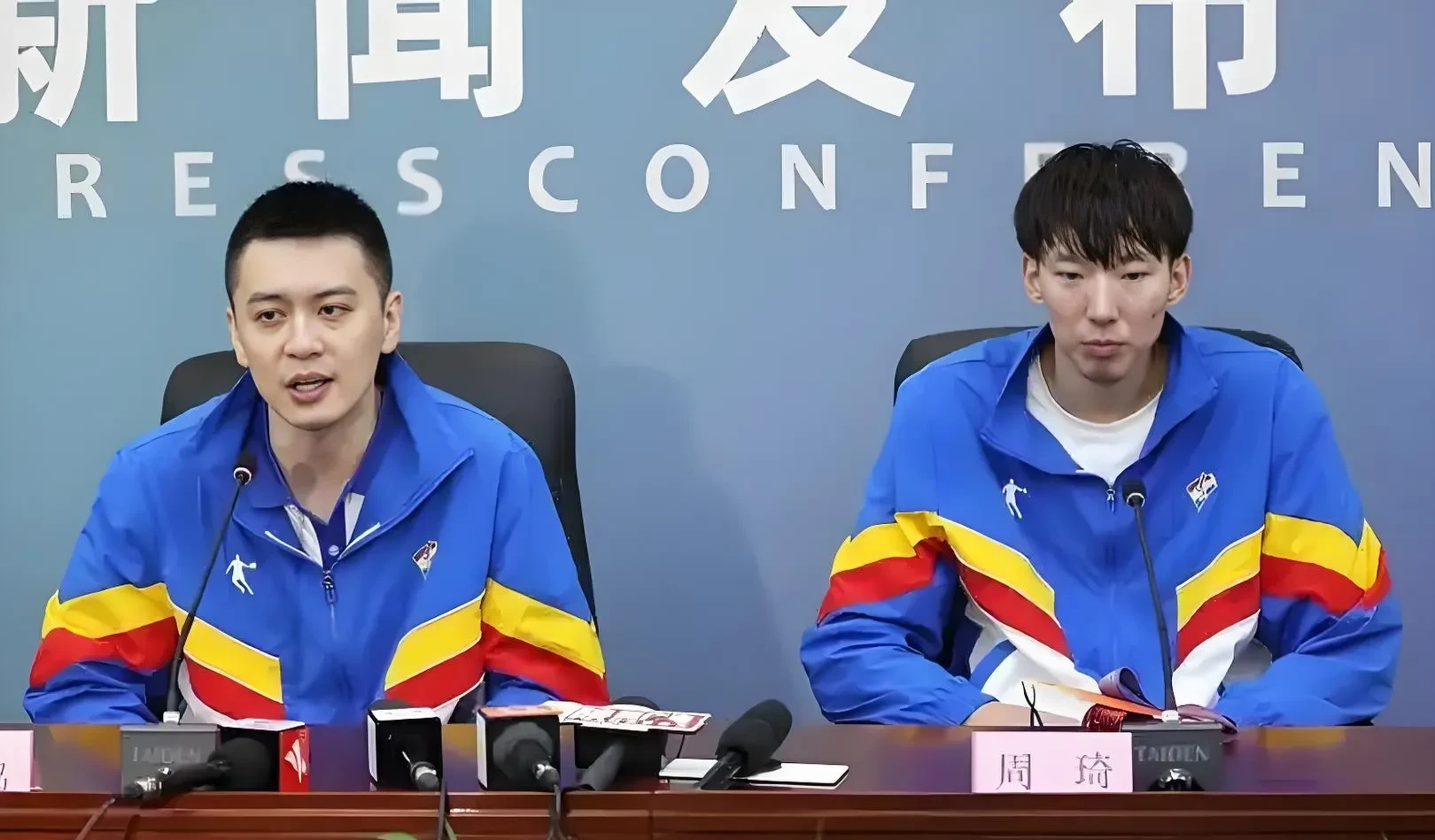 爱游戏精品手游合集关于广厦男篮内部会议纪要流出：今晨完成体检，亚冠使命明确，赛程密集仍需轮换的信息