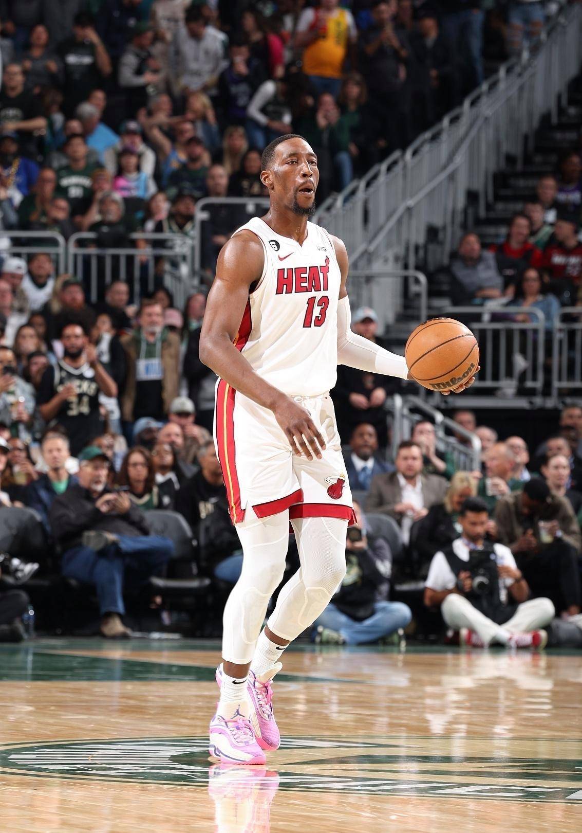 最新爱游戏手游波尔图发布备战花絮，赛前主帅复盘，NBA常规赛任务艰巨，赛程密集仍需轮换的简单介绍