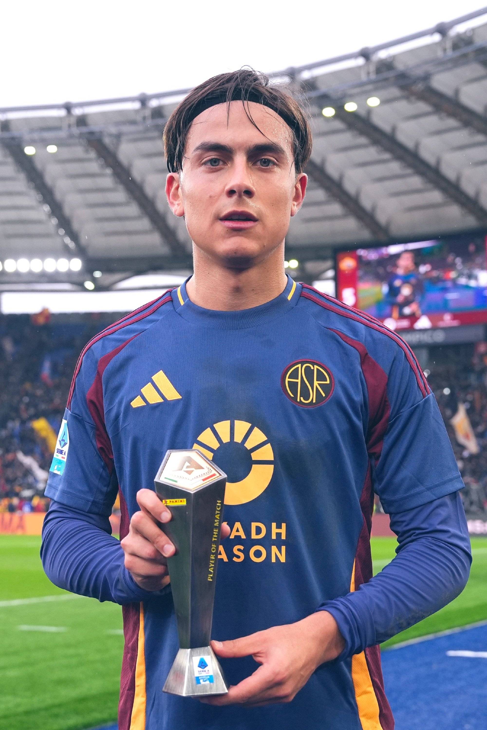 爱游戏2025必玩意甲转会期走向成谜；拉齐奥调整名单；信心回归；年轻球员得到机会的简单介绍