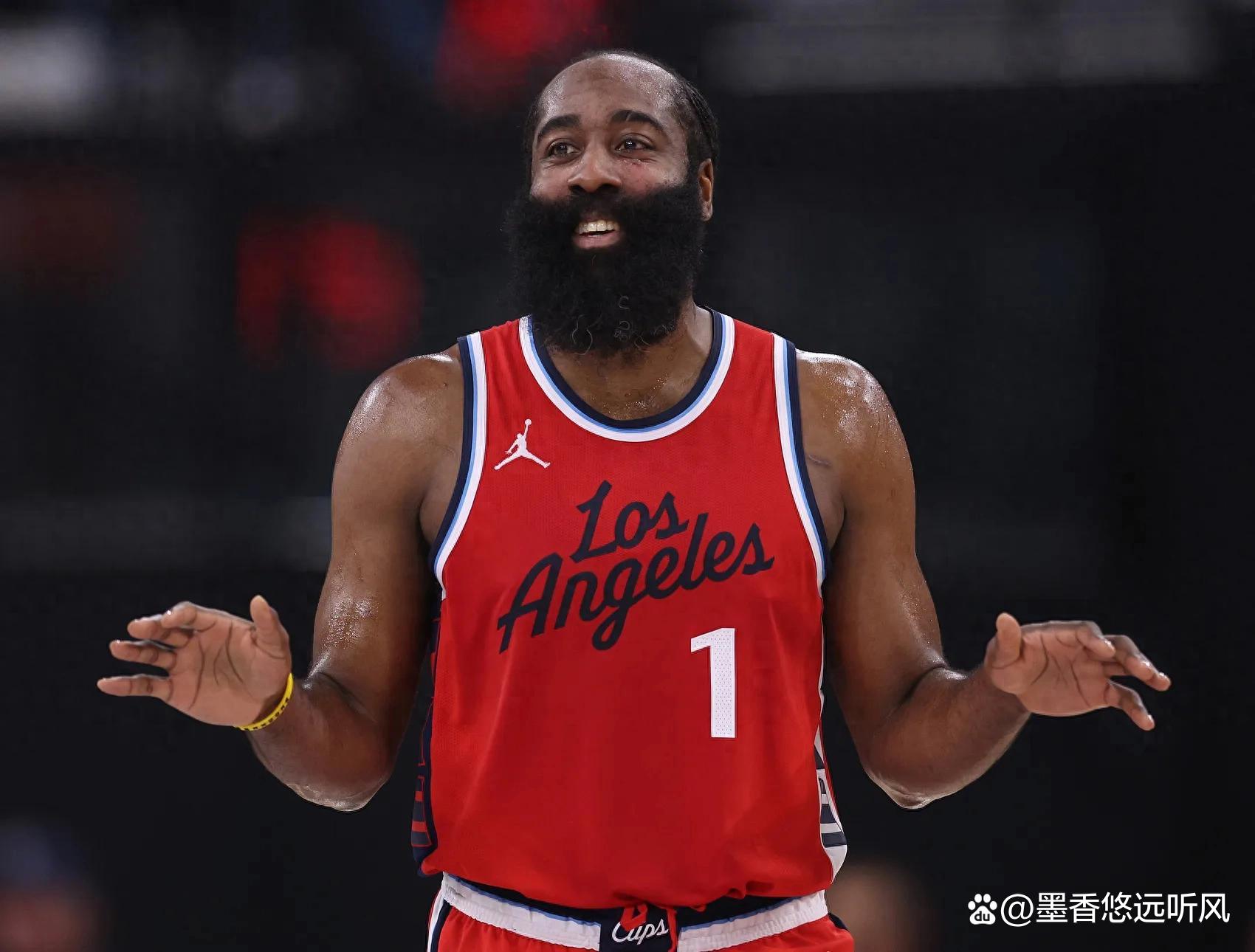 爱游戏精品手游合集包含转折点达拉斯独行侠临场应变；欧篮联国际比赛日攻防权衡；目标明确；轮换策略成焦点的词条