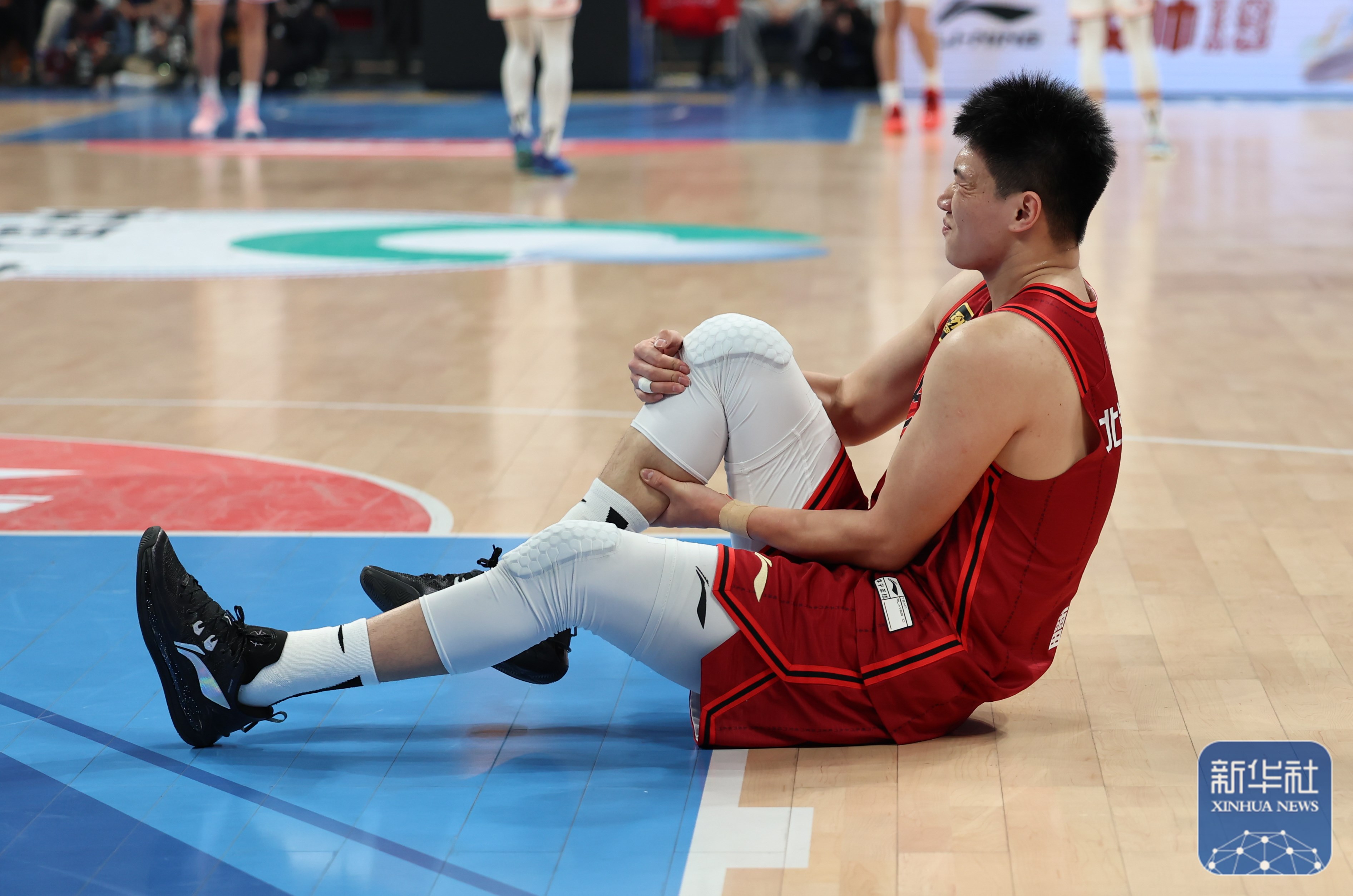 爱游戏2025必玩包含CBA常规赛赛程吃紧，密尔沃基雄鹿赛前迎来里程碑，球迷炸锅，控场能力受关注的词条