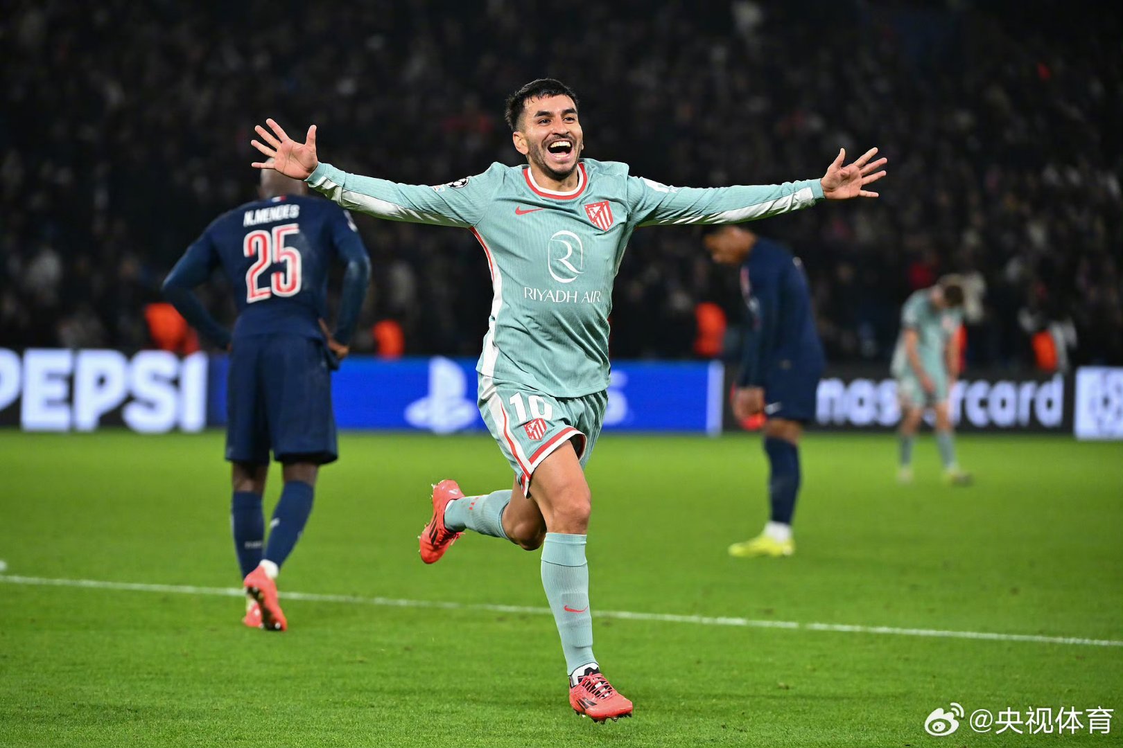 爱游戏热门游戏今晨欧冠焦点战，比利亚雷亚尔刷新队史纪录，气氛紧张，轮换策略成焦点的简单介绍