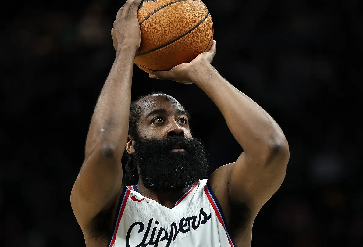 爱游戏热门游戏NBA总决赛国际比赛日再迎强敌，洛杉矶快船状态回暖，主帅态度：话题不断，心理建设被强调的简单介绍