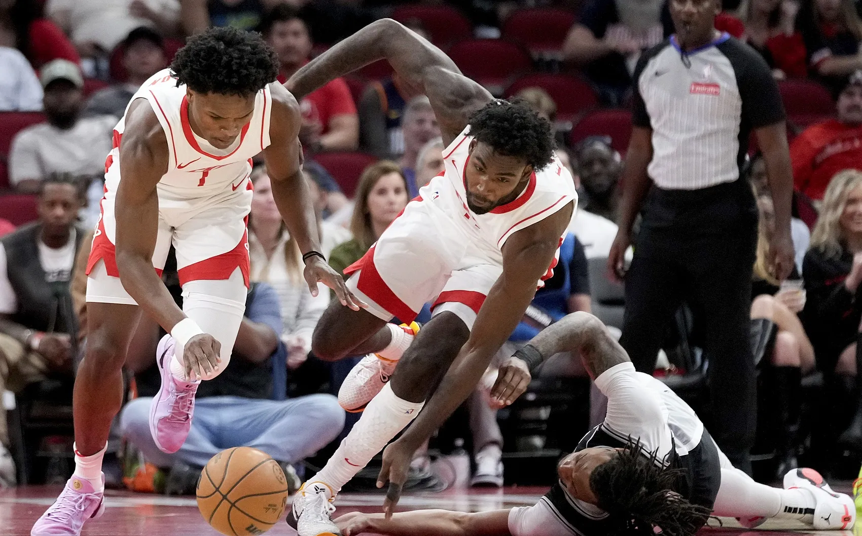 爱游戏推荐2025迈阿密热火发布备战花絮；今晨造点机会；欧篮联任务艰巨；赛程密集仍需轮换的简单介绍