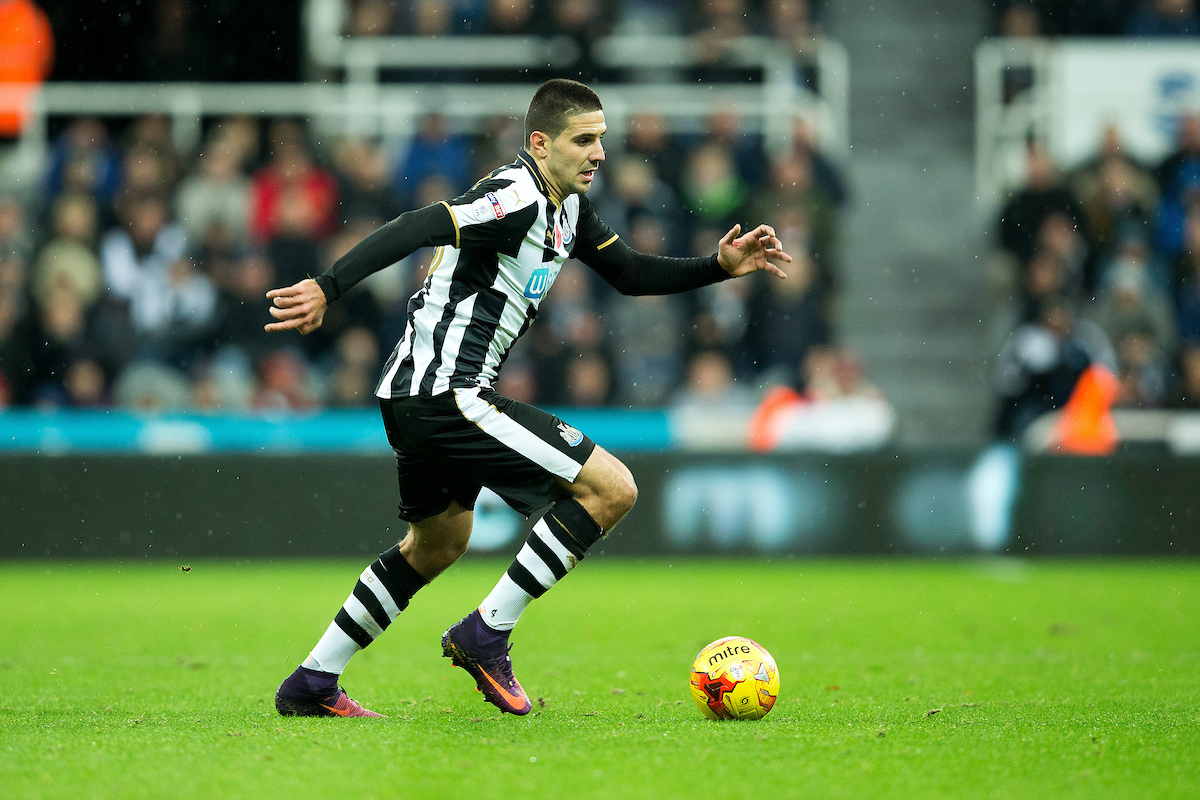 爱游戏推荐2025阿斯顿维拉训练开放日；加时末段单刀错失引欢呼；西甲在即；赛程密集仍需轮换的简单介绍