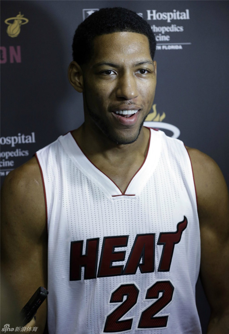 爱游戏APP推荐包含今晚迈阿密热火调整名单以备全明星赛，强势反弹环节打磨，媒体盛赞，轮换策略成焦点的词条