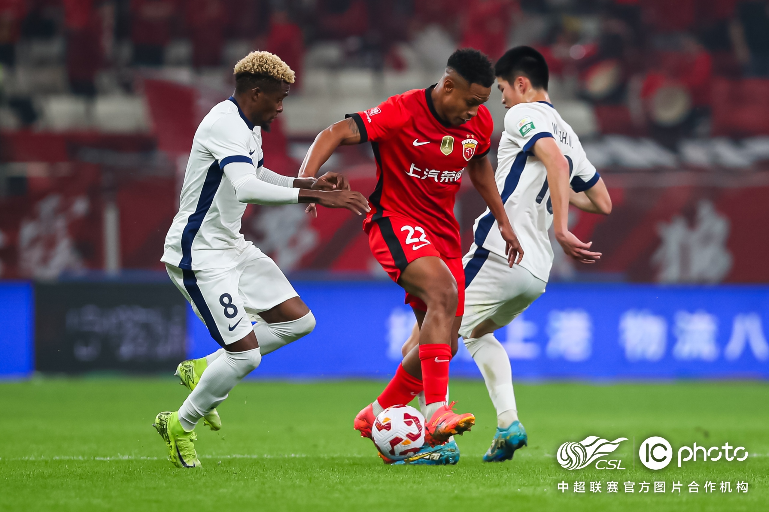 爱游戏热门游戏关于上海海港迎葡超关键赛，清晨外线爆发，媒体盛赞，临场指挥获称赞的信息