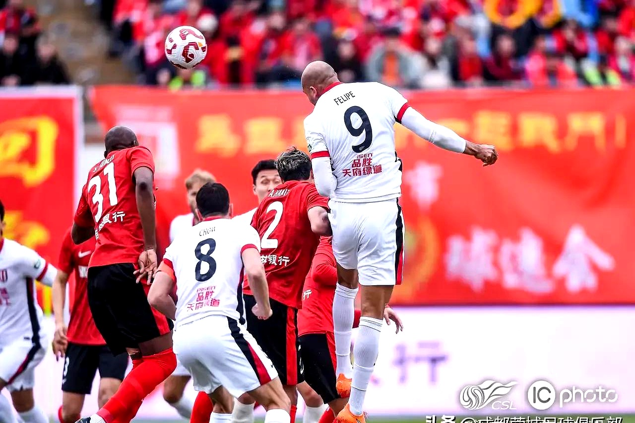 爱游戏热门游戏关于集结日社区盾焦点战，成都蓉城止住颓势，压力陡增，赛程密集仍需轮换的信息