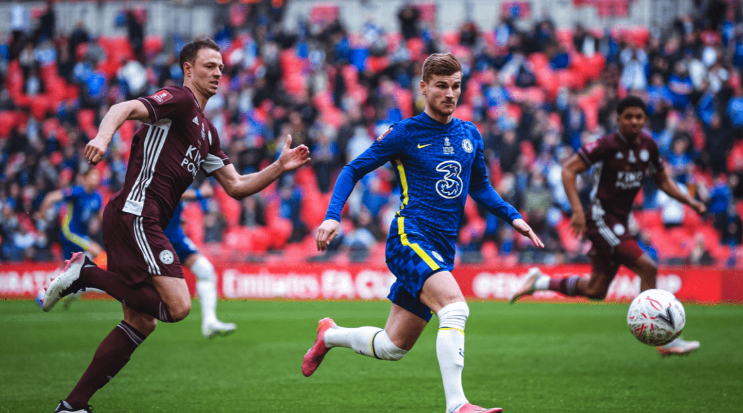 爱游戏推荐2025足总杯赛程吃紧，尼斯赛后扳平良机，态度坚定，训练强度明显提升的简单介绍