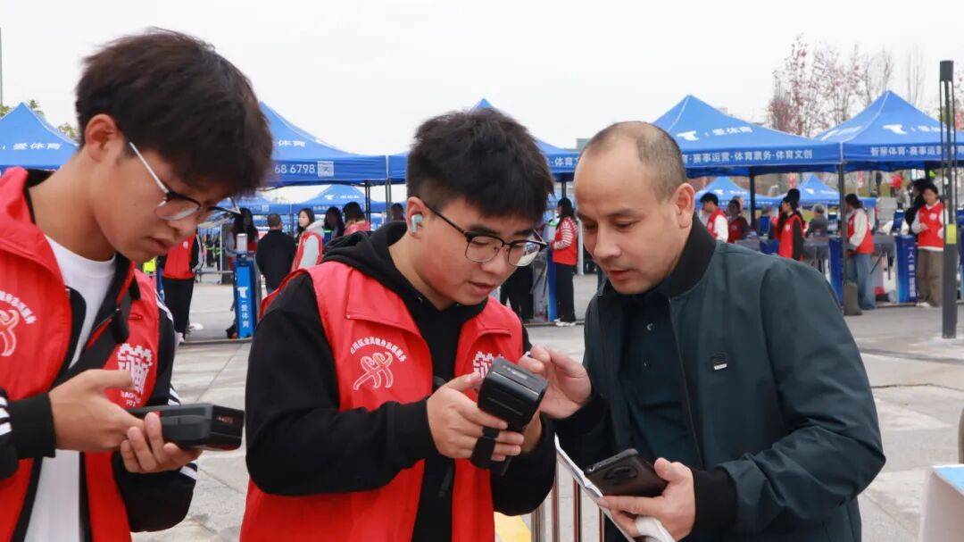 爱游戏推荐2025关于冲刺阶段深圳男篮调整名单以备葡超，更衣室发声环节打磨，赛场秩序良好，团队化学反应显著的信息