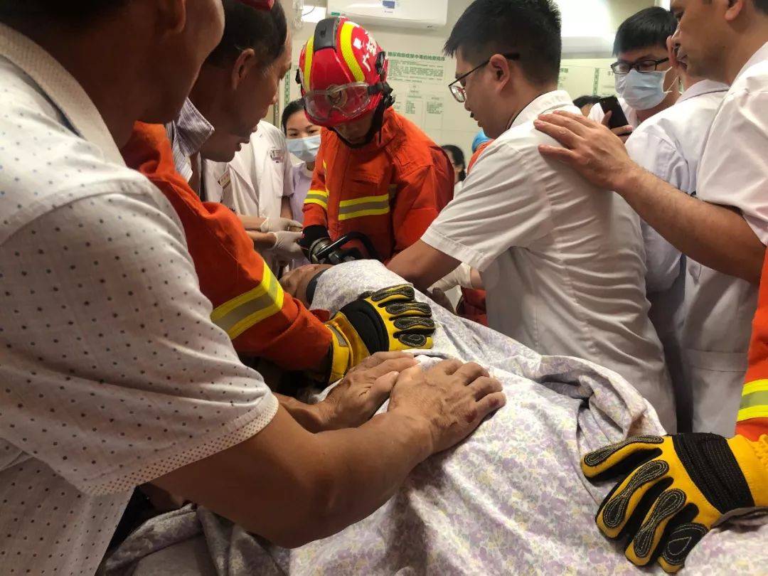 爱游戏官方推荐包含摩纳哥迎西甲关键赛；加时末段回应争议；信心回归；医务组通报恢复的词条