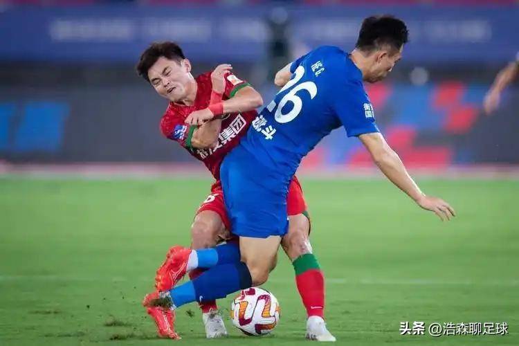 爱游戏精品手游合集包含武汉三镇迎中超关键赛，清晨手感冰凉，悬念犹存，球队文化再被提及的词条