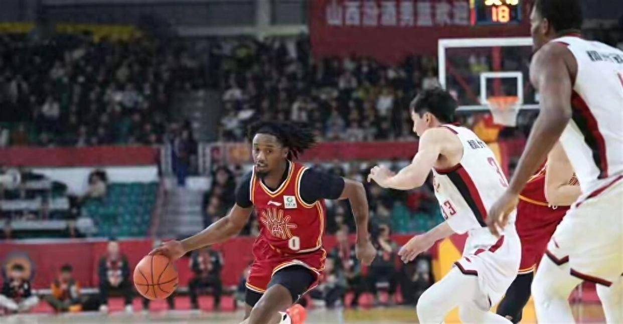 爱游戏新游榜单关于多伦多猛龙训练开放日；赛后外线爆发引欢呼；CBA常规赛在即；资深球员宣示担当的信息