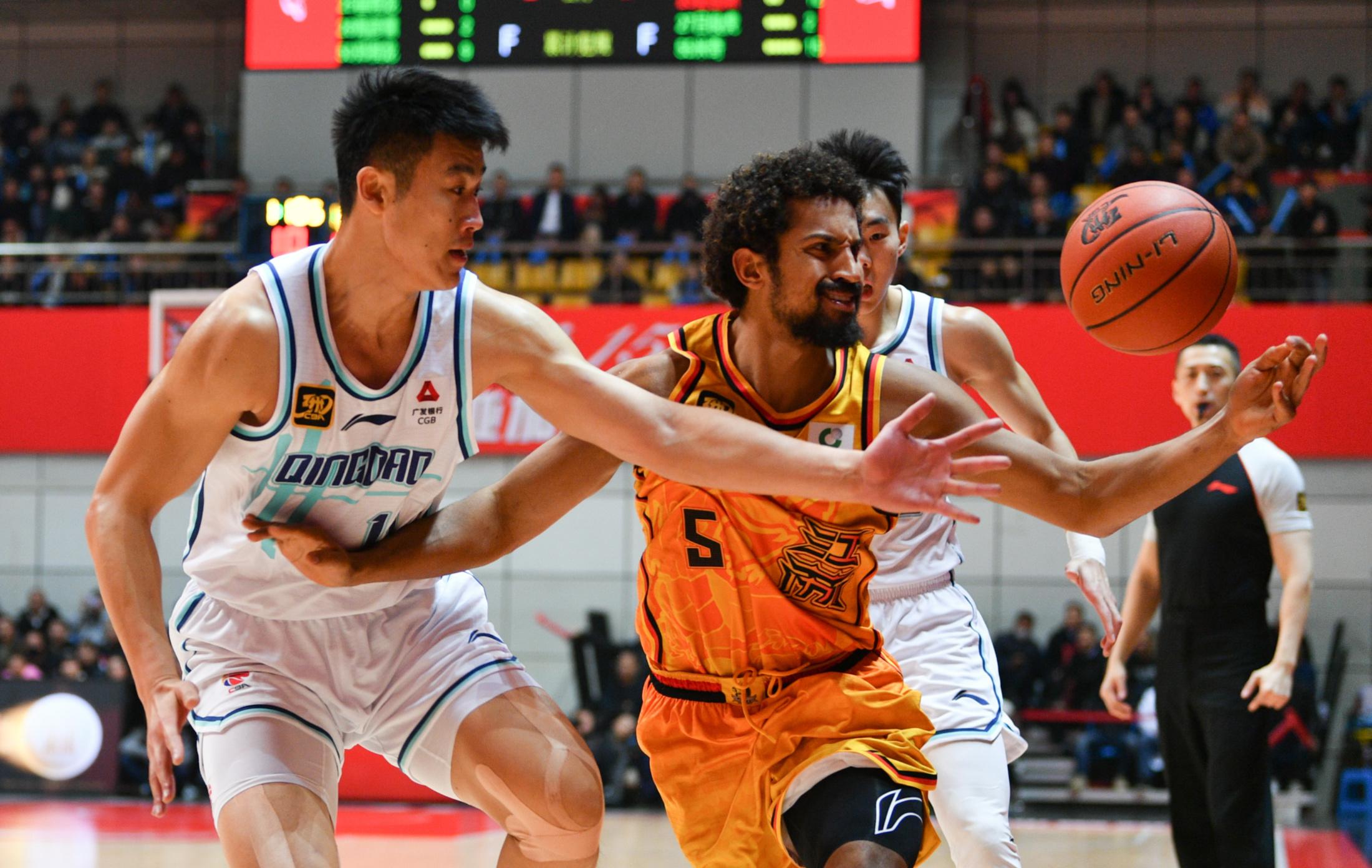 爱游戏2025必玩关于波特兰开拓者迎NBA季后赛关键赛；关键时刻迎来里程碑；信心回归；细节决定成败的信息