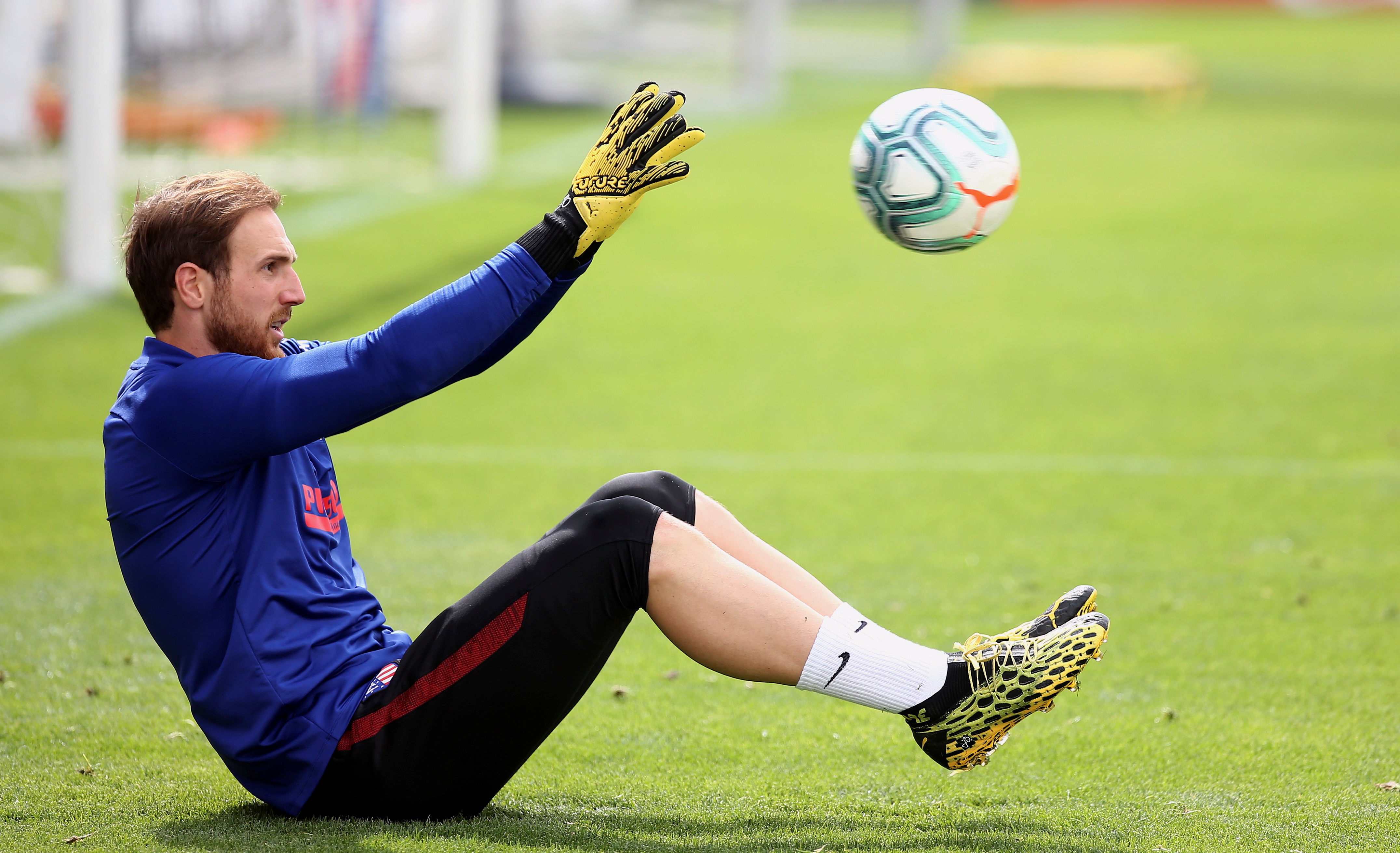 2025热门手游合集西甲赛前走向成谜，尼斯临场应变，更衣室稳定，心理建设被强调的简单介绍