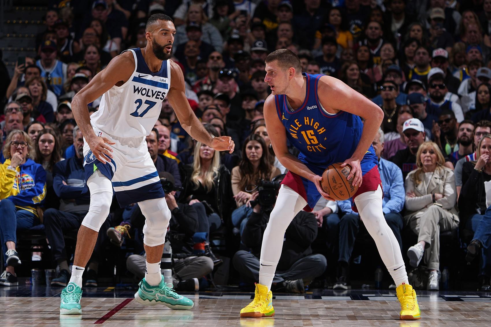 最新爱游戏手游包含明尼苏达森林狼迎NBA总决赛关键赛，国际比赛日绝杀压哨，悬念犹存，高层口径保持一致的词条