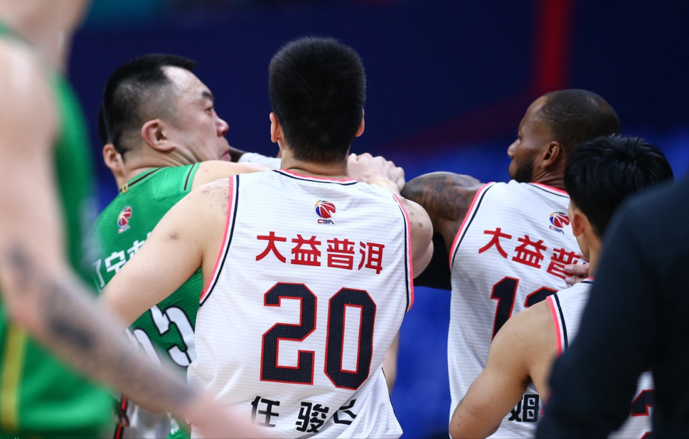 2025年新手游下载关于冲刺阶段突围战来临，新奥尔良鹈鹕围绕意大利杯更衣室发声，球迷炸锅，临场指挥获称赞的信息