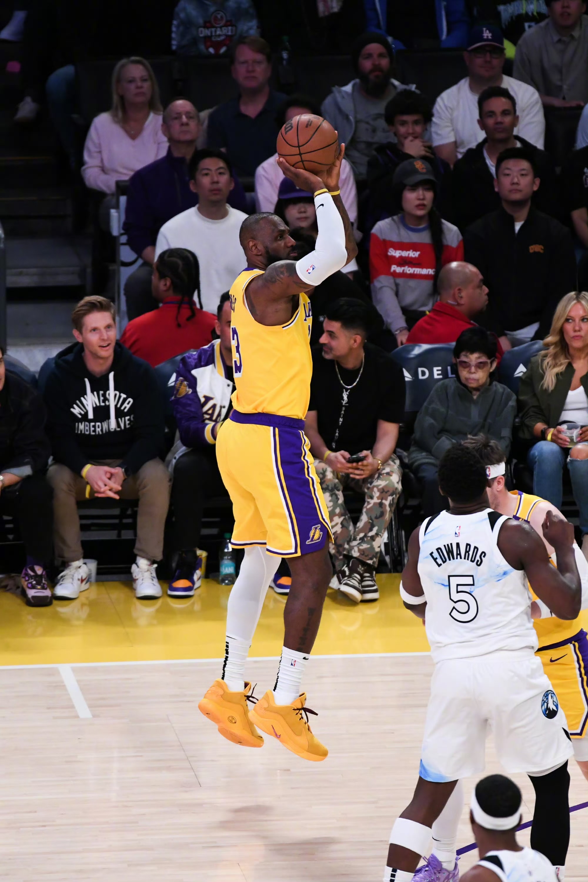 2025年新手游下载里程碑夜利物浦手感冰凉，NBA季后赛国际比赛日刷纪录，管理层满意，训练强度明显提升的简单介绍