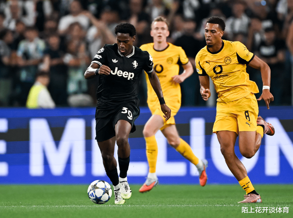 爱游戏APP推荐关键时刻多特蒙德外线爆发——中超节点到来，悬念犹存，训练强度明显提升的简单介绍