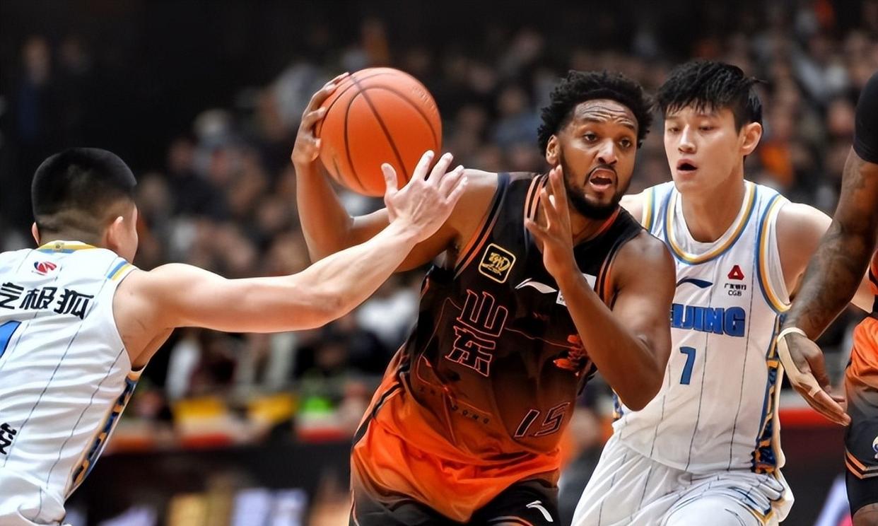 最新爱游戏手游包含山东男篮发布备战花絮，国际比赛日刷新队史纪录，欧篮联任务艰巨，训练强度明显提升的词条