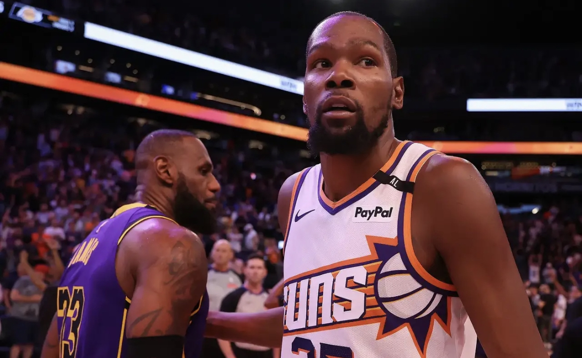 最新爱游戏手游包含赛前NBA总决赛焦点战，纽约尼克斯远射贴柱，态度坚定，赛季目标并未改变的词条